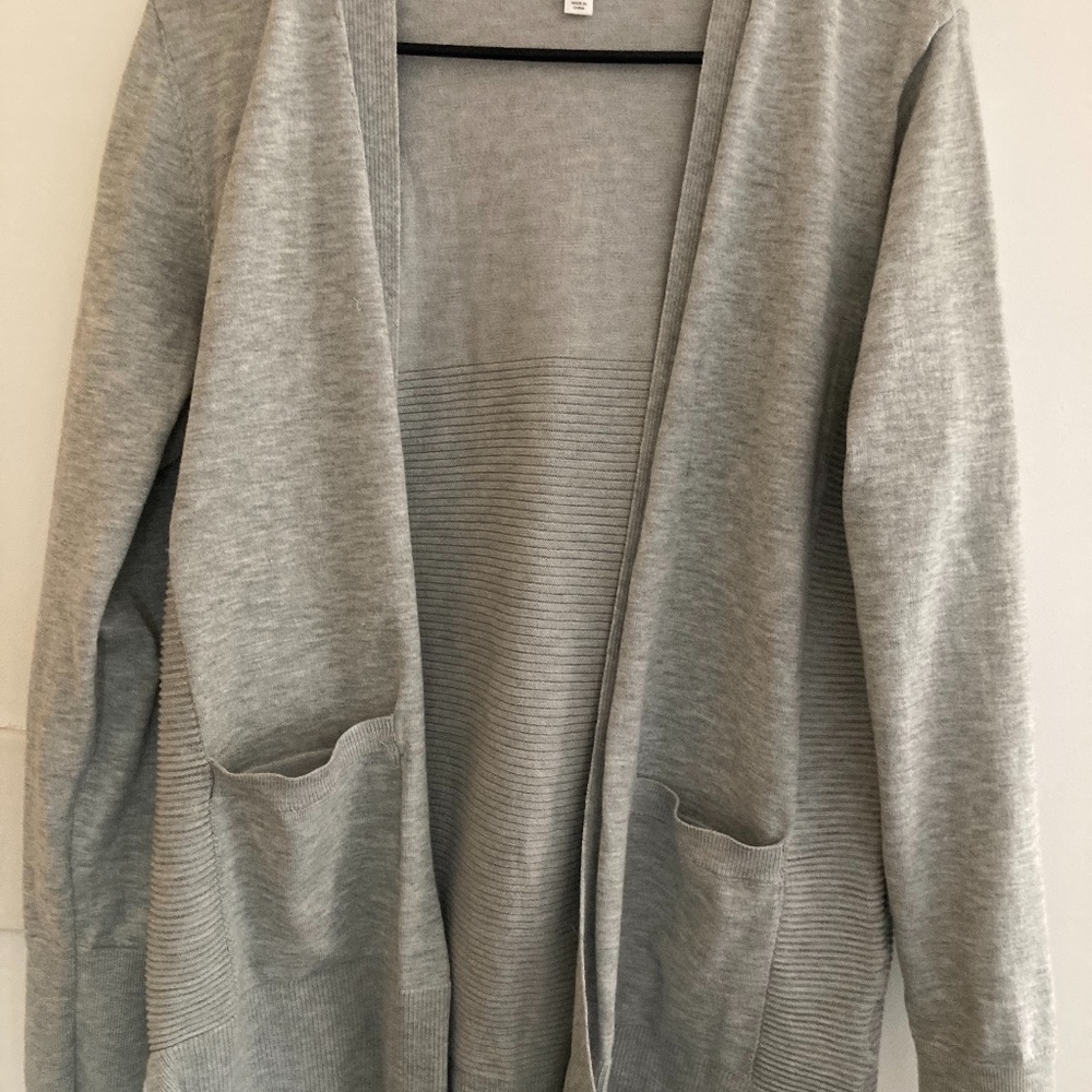 Grey cardigan